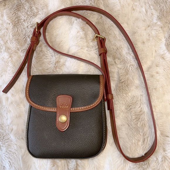 Dooney & Bourke Handbags - Classic Dark Brown and Tan Leather Crossbody Dooney & Bourke Bag